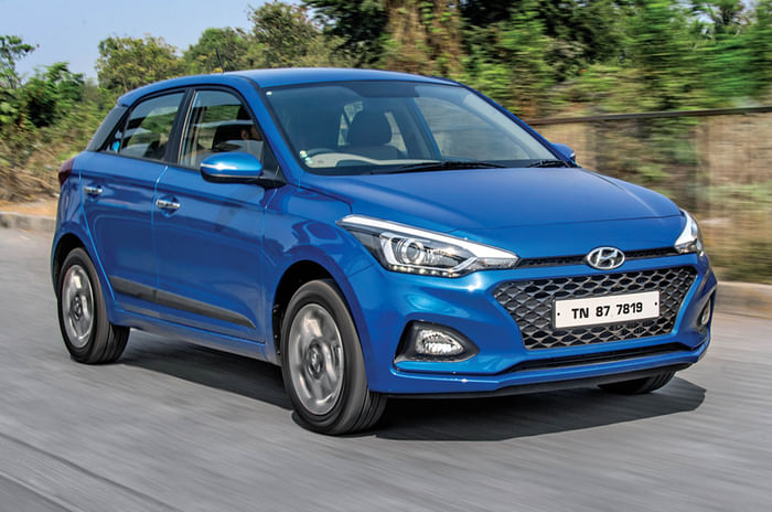 2018 Hyundai i20 facelift vs Maruti Suzuki Baleno comparison 2018 Hyundai i20 facelift vs Maruti Suzuki Baleno comparison