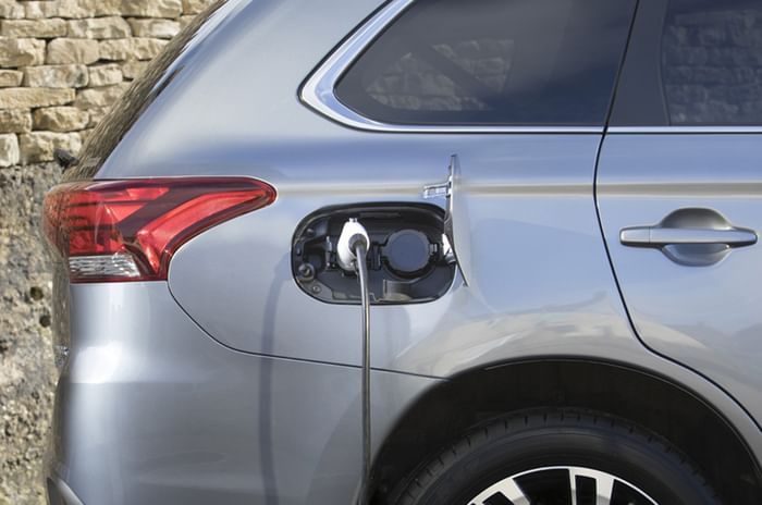 Mitsubishi working on Outlander PHEV for India