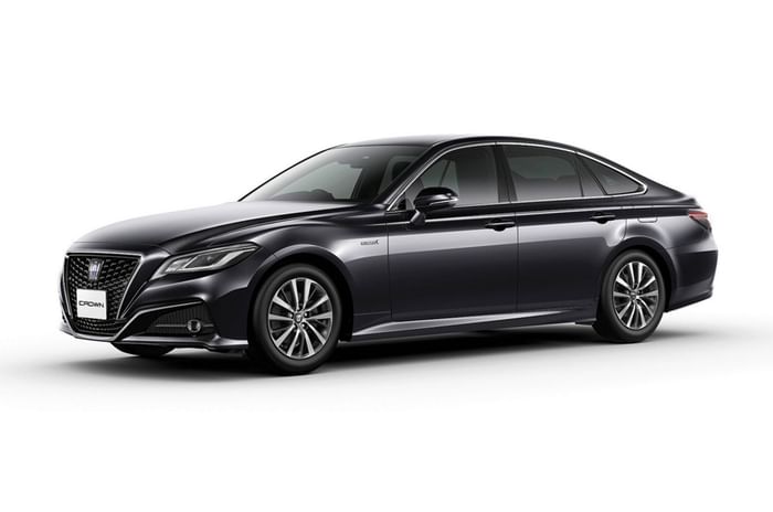2018 Toyota Crown revealed