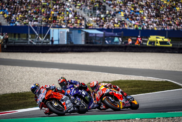 2018 Dutch MotoGP &#8211; Marquez wins Assen thriller