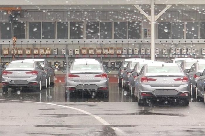Hyundai Elantra facelift images leaked