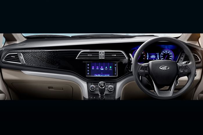 Mahindra Marazzo MPV dashboard revealed