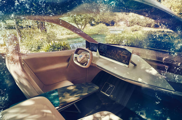 BMW Vision iNext autonomous SUV concept revealed