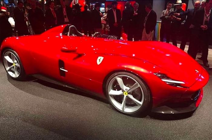 Ferrari Monza SP1, SP2 leaked before official debut