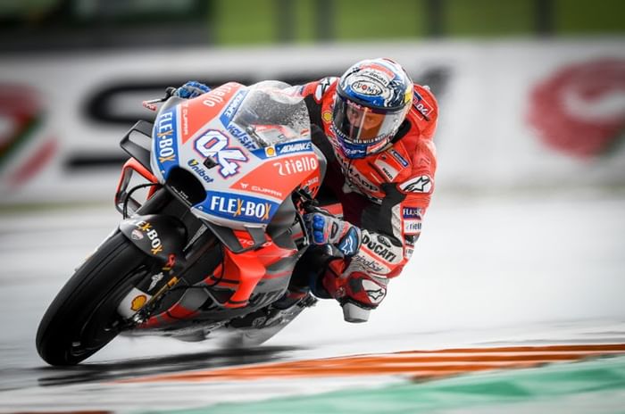 2018 Valencia MotoGP &#8211; Dovizioso masters tricky conditions