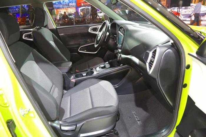 New Kia Soul EV revealed in Los Angeles