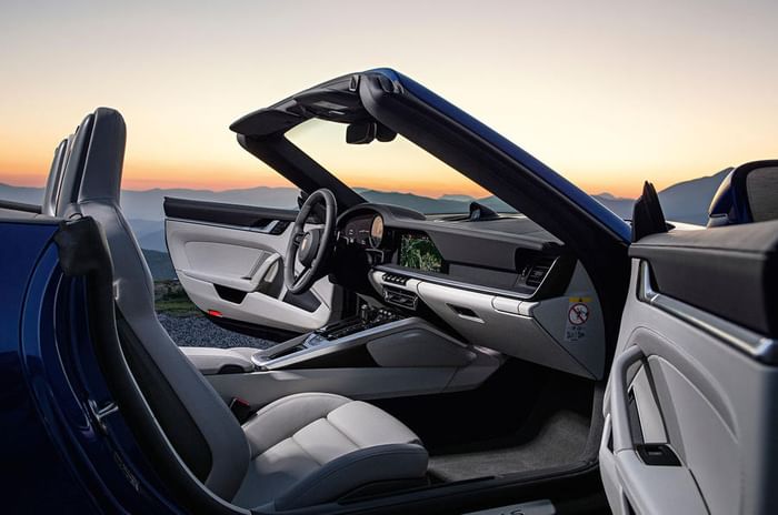 New Porsche 911 Cabriolet revealed