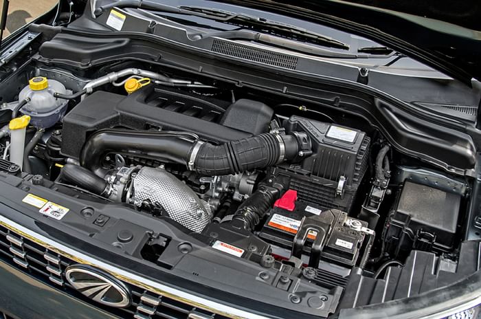 2019 Mahindra XUV300 official fuel efficiency figures revealed