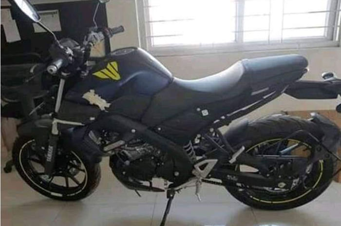Yamaha MT-15 spied undisguised before launch