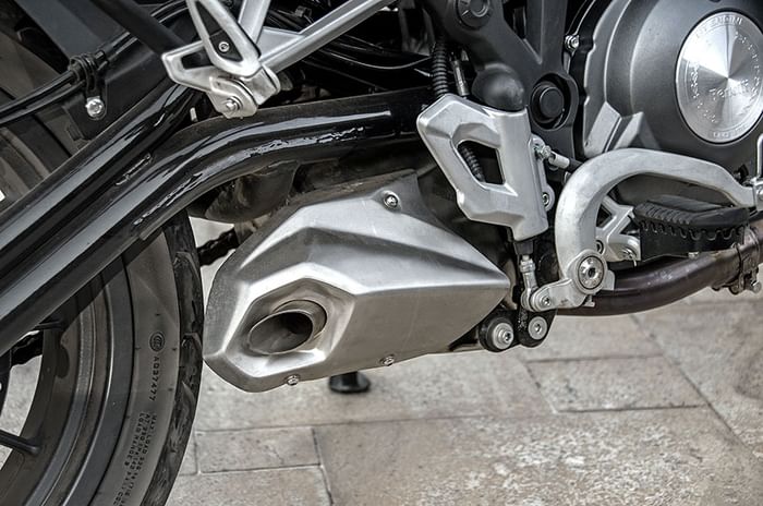 Benelli TRK 502, 502X review, test ride Benelli TRK 502, 502X review, test ride