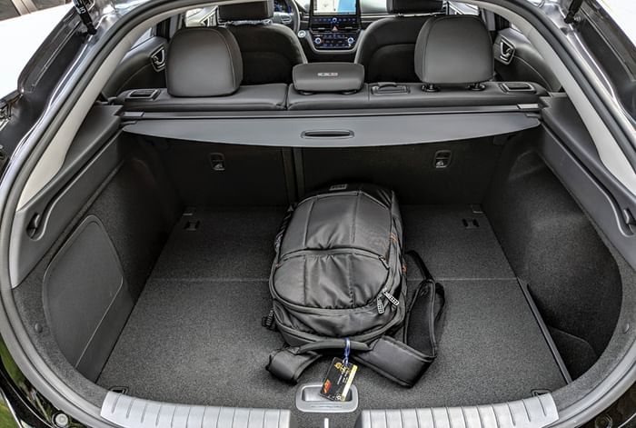 Hyundai Ioniq review, test drive Hyundai Ioniq review, test drive
