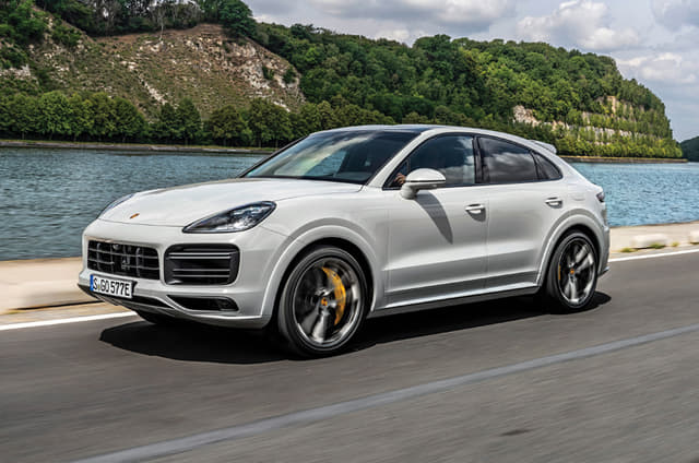 2019 Porsche Cayenne Turbo S E-Hybrid Coupe review, test ...