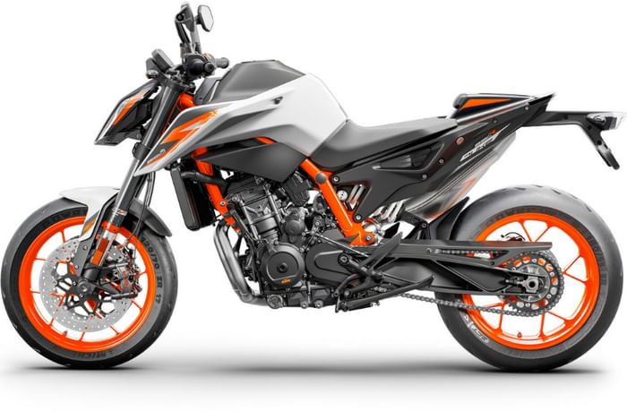 2020 KTM 890 Duke R debut at EICMA 2019