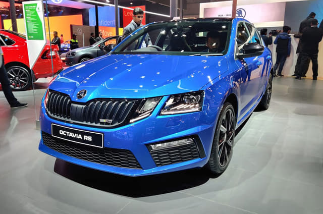 Skoda Octavia RS makes India return at Auto Expo 2020; pr...
