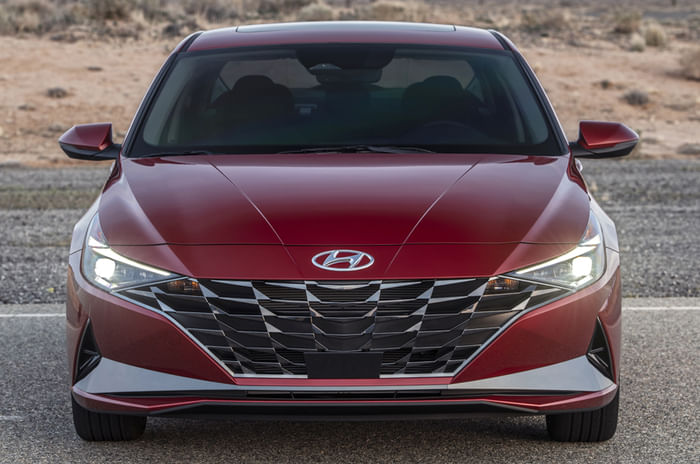 2021 Hyundai Elantra debuts with bold new design