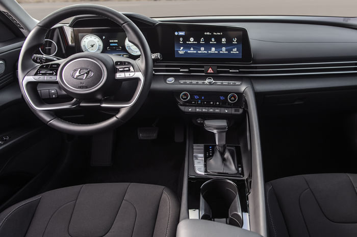 2021 Hyundai Elantra debuts with bold new design