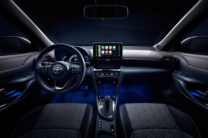 Toyota Yaris Cross small SUV breaks cover