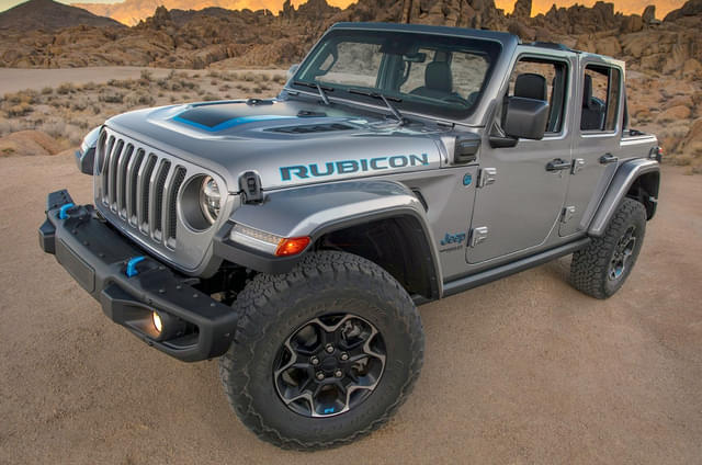 Plug-in-hybrid Jeep Wrangler 4xe revealed