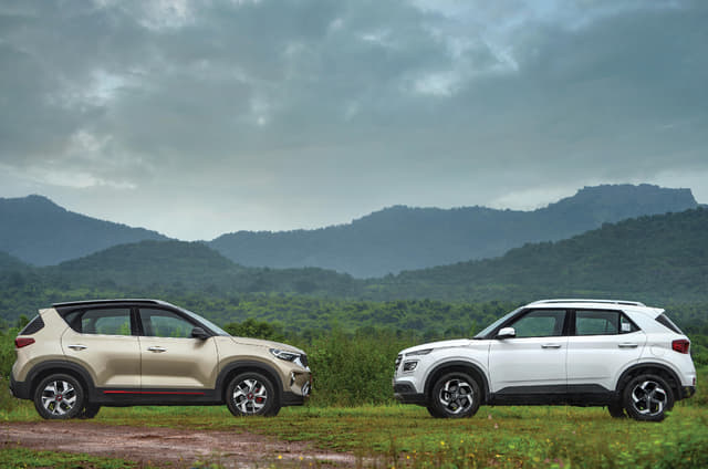 Kia Sonet vs Hyundai Venue comparison