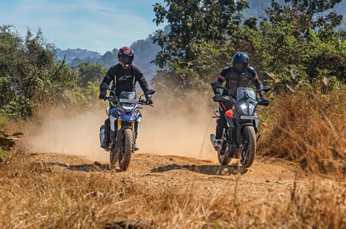 BMW G 310 GS vs KTM 390 Adventure comparison