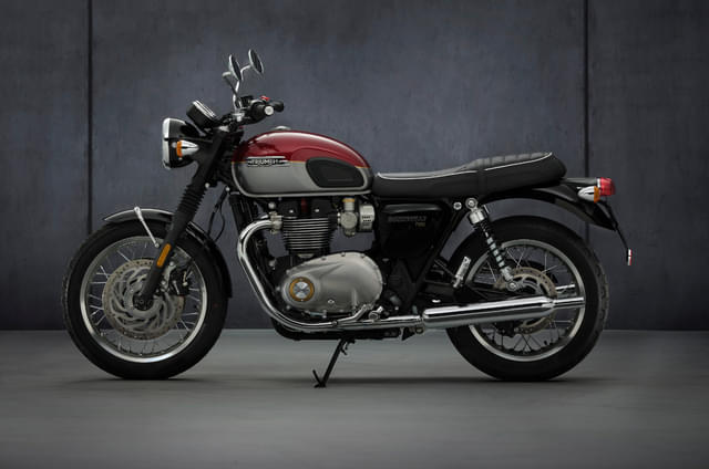 2021 Triumph Bonneville T120 showcased