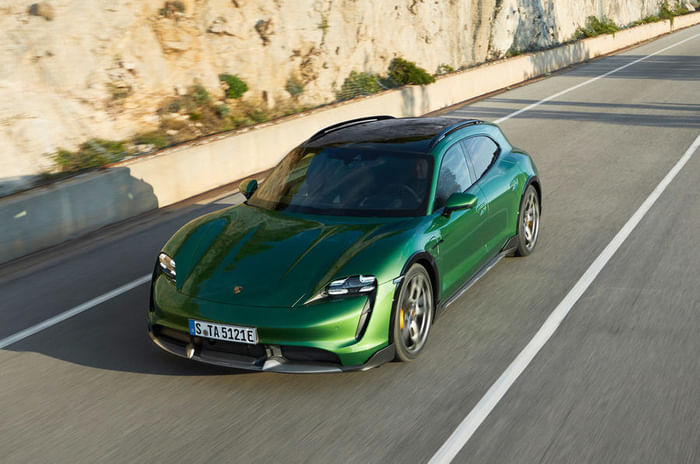 Porsche Taycan Cross Turismo revealed