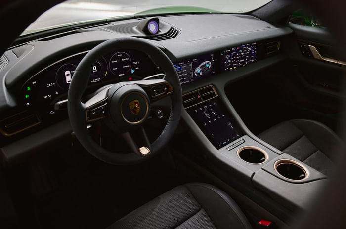 Porsche Taycan Cross Turismo revealed