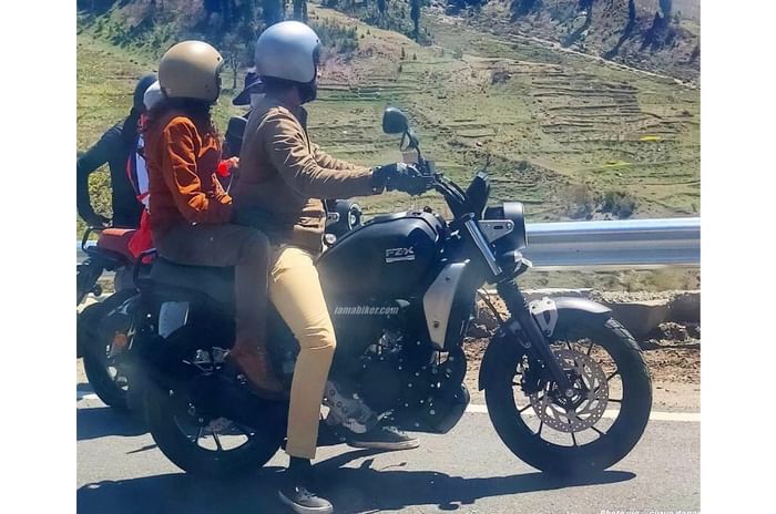 Upcoming Yamaha FZ-X spotted without camouflage