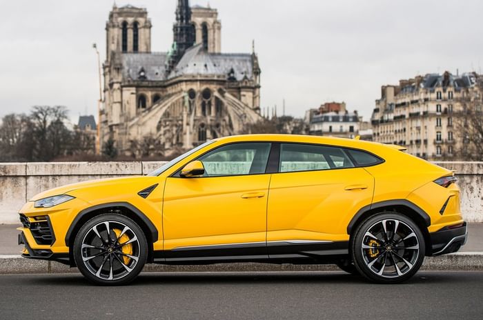 Lamborghini to debut three PHEVs by 2024