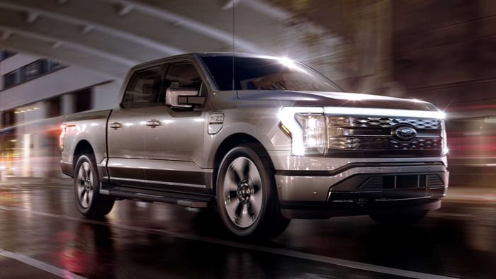 Ford F-150 Lightning EV pickup revealed