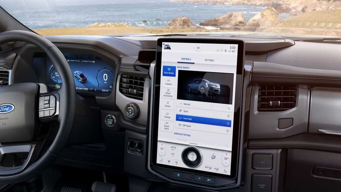 Ford F-150 Lightning EV pickup revealed