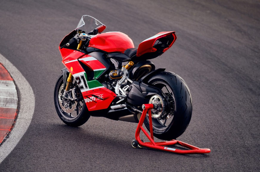 Ducati unveils Troy Bayliss tribute Panigale V2 | Autocar India