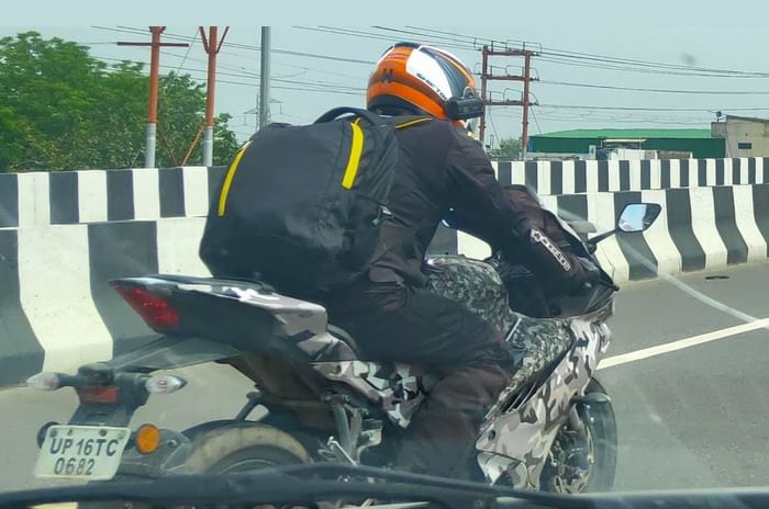 Yamaha YZF-R15 V4.0 spotted testing