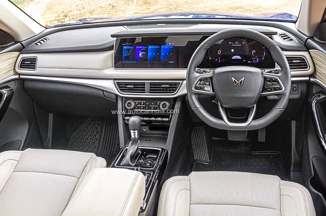 2021 Mahindra XUV700 review, test drive