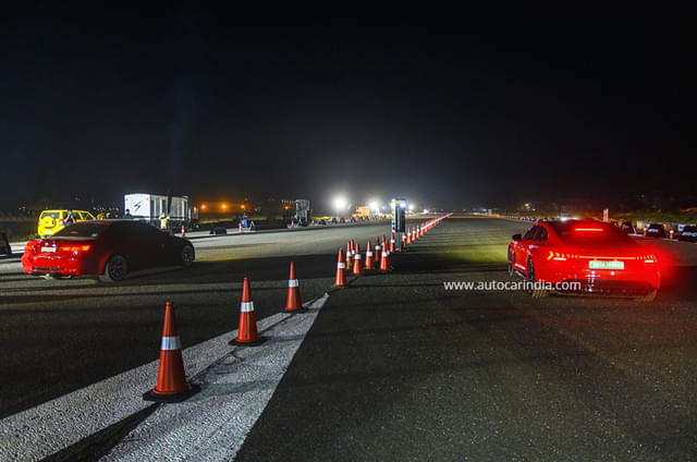 Mumbai's Juhu airport hosts night drag races