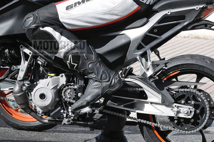 Next-gen KTM 125 Duke spotted testing