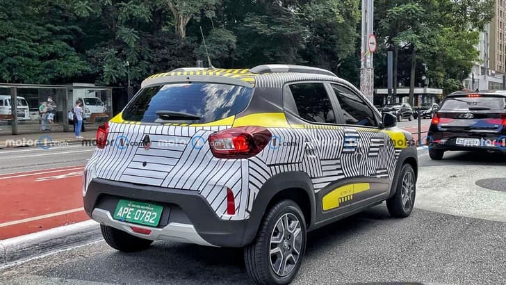 Renault Kwid E-Tech rear quarter panel.