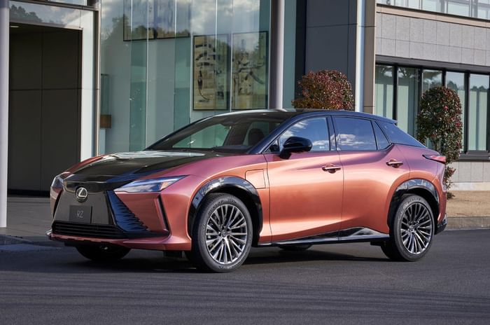 Lexus RZ front static image