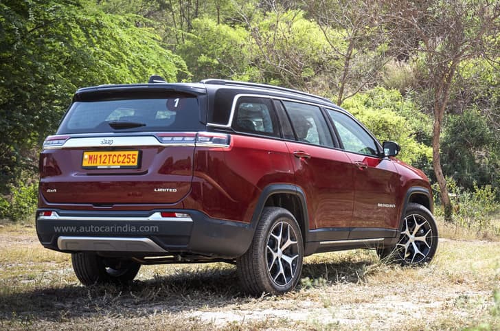 Jeep Meridian rear three quarter