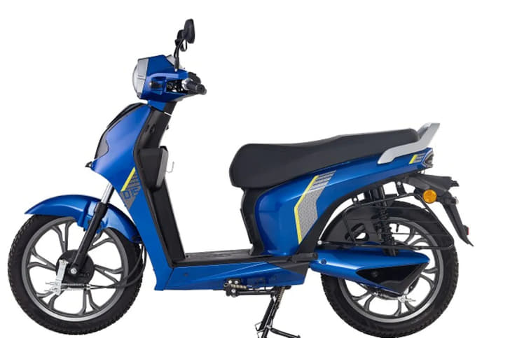 BGauss D15 side profile