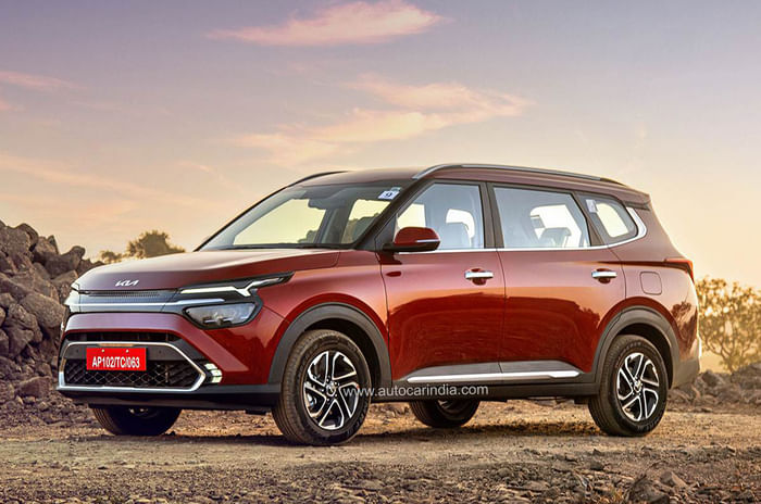 Kia Carens or new Mahindra Scorpio-N: which to buy? Kia Carens front quarter