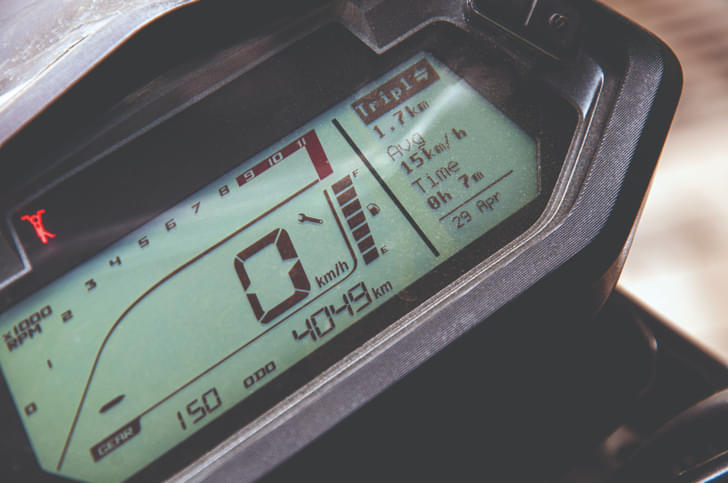 Hero Xpulse 200 4V instrument cluster