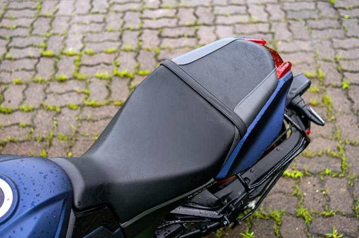 2022 Suzuki Katana seat