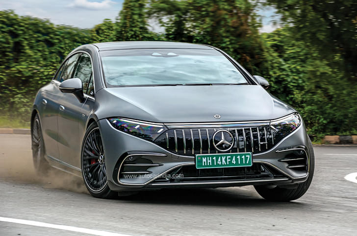 Mercedes-AMG EQS 53 4Matic+ front tracking