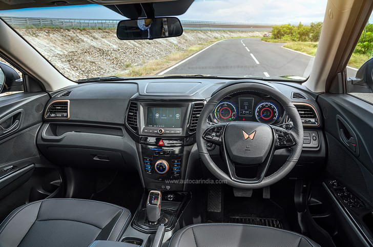 2022 Mahindra XUV400 EV interior