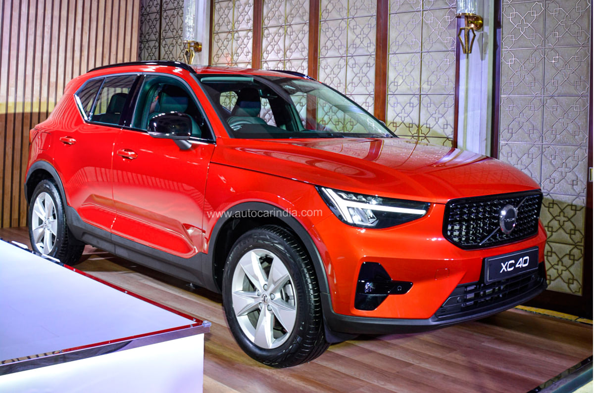 Volvo XC40 facelift with mild hybrid powertrain launched ...
