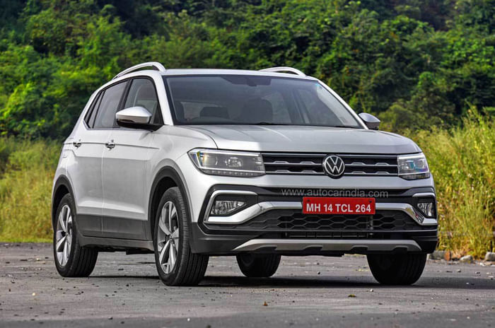 Volkswagen Taigun 1.0 TSI MT or 1.5 TSI MT: which is more engaging to drive? Volkswagen Taigun 1.0 TSI front quarter