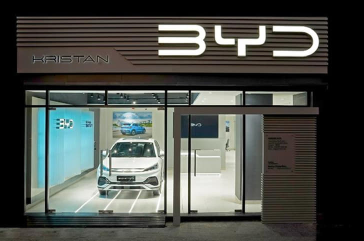 BYD showroom 