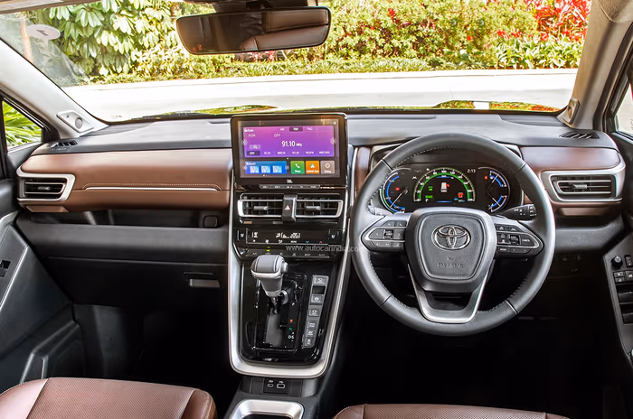 Toyota Innova Hycross review: Moving the goalposts 2022 Toyota Innova Hycross interior