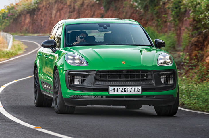 Porsche Macan GTS front tracking